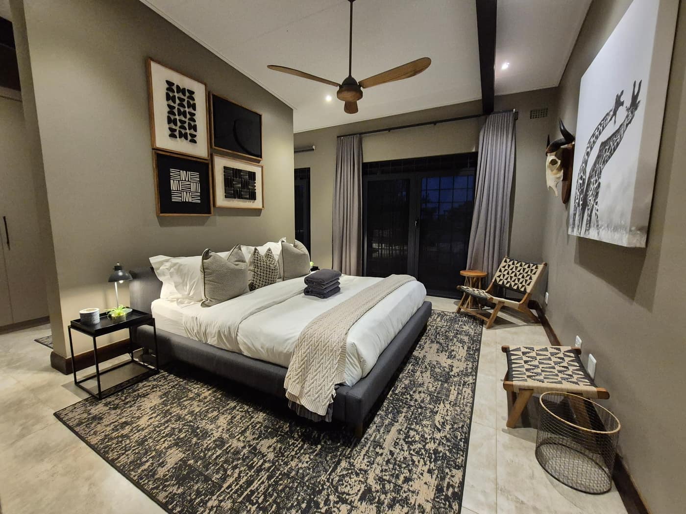 Baobab House Room 1 - room detail